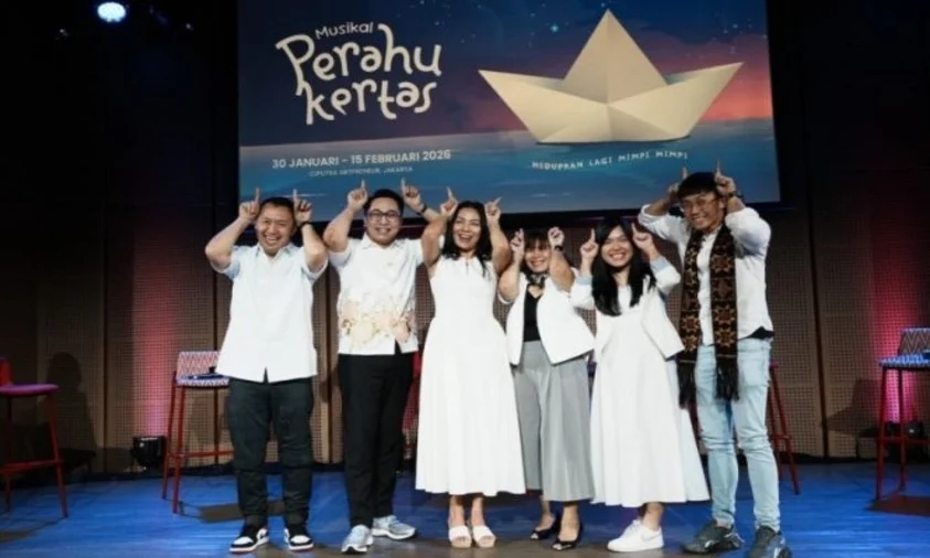 Resmi! Perahu Kertas Diadaptasi Jadi Musikal, Begini Bocoran Produksinya