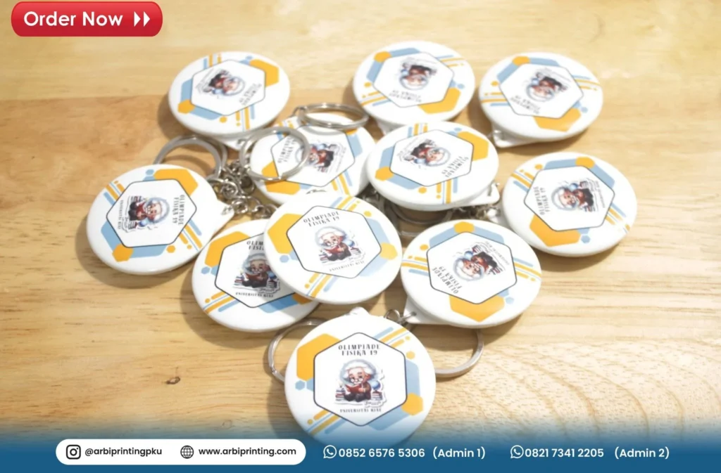 sebagai Simbol Kebersamaan dan Identitas Komunitas - Cetak Pin